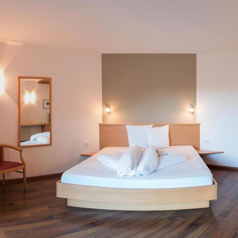 Garni Hotel Peterlinhof - Double Room - 3