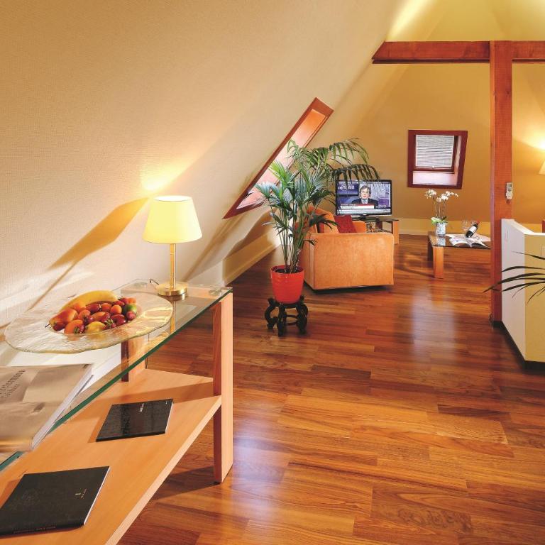 Hotel Ambassador - Suite - 2