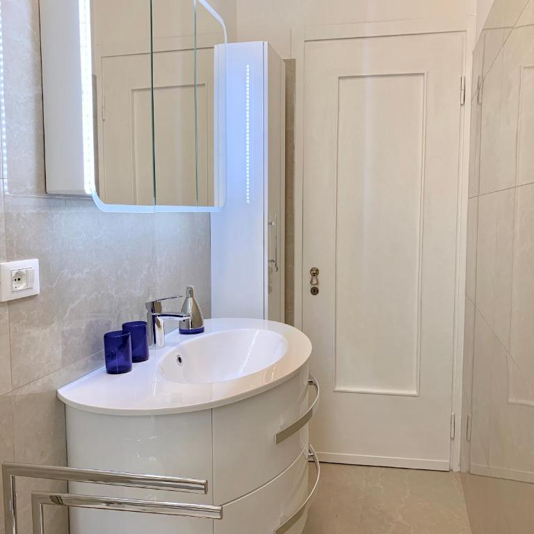 Roomy Central Apartment - Appartamento - 7