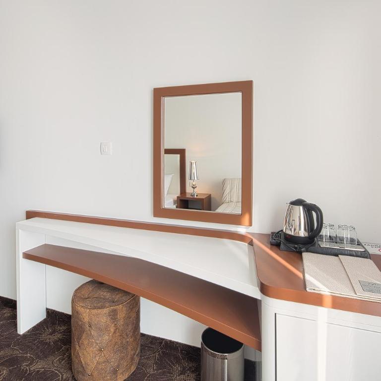 Hotel Pozzo - Dvokrevetna Soba sa Bračnim Krevetom i Pogledom na More - 19