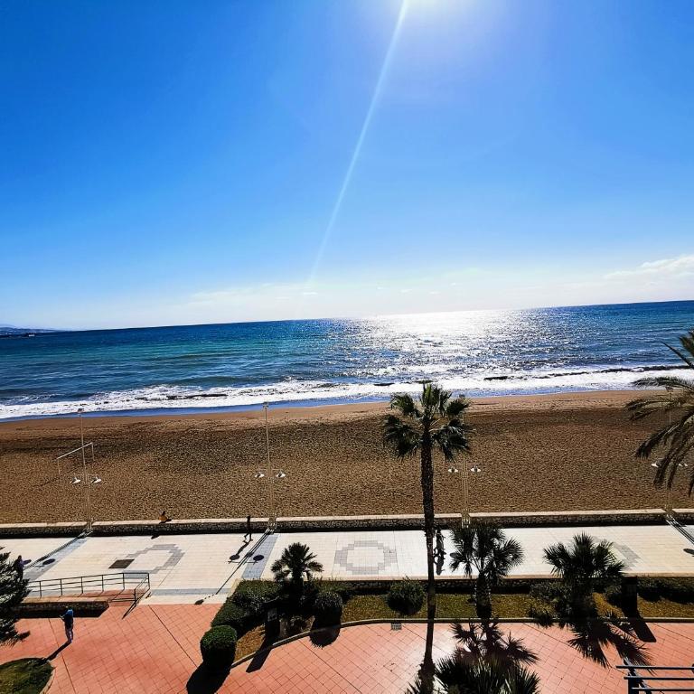 GENUAR APARTMENTS 3 Bedroom close to beach - Apartamento - 22