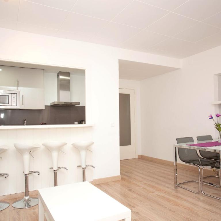 Sitges Center & Beach with Sea View - Apartamento de 1 dormitorio con vistas parciales al mar - 15