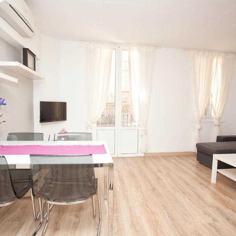 Sitges Center & Beach with Sea View - Apartamento de 1 dormitorio con vistas parciales al mar - 2