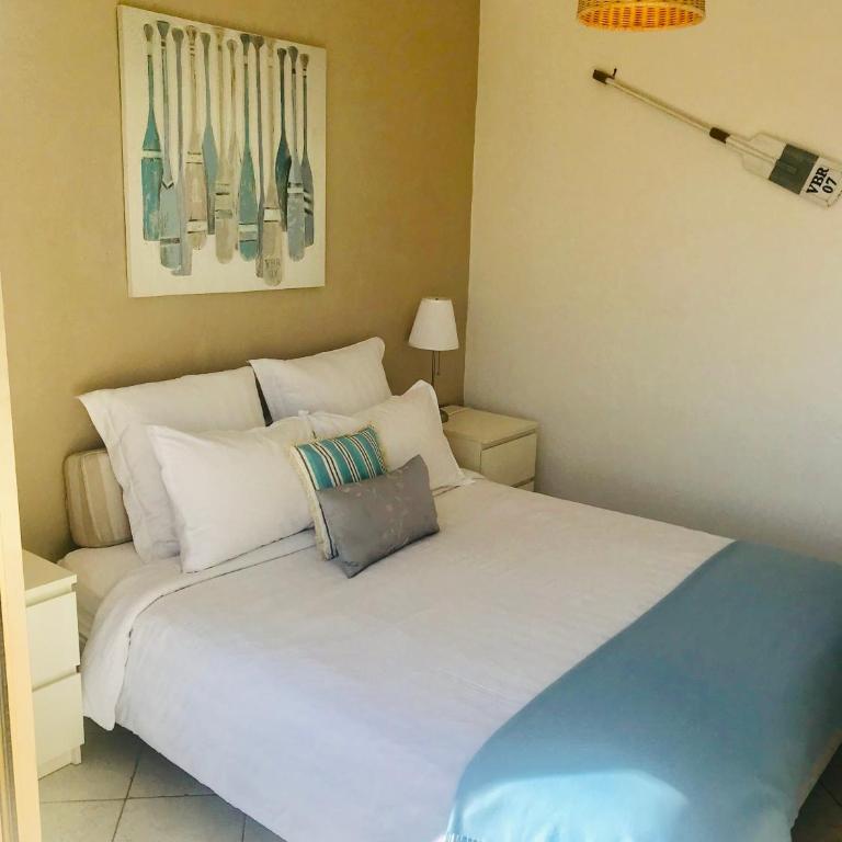 Sunny Cap View Terrace with Sea Views and AirCon - Appartement - Vue sur Mer - 12
