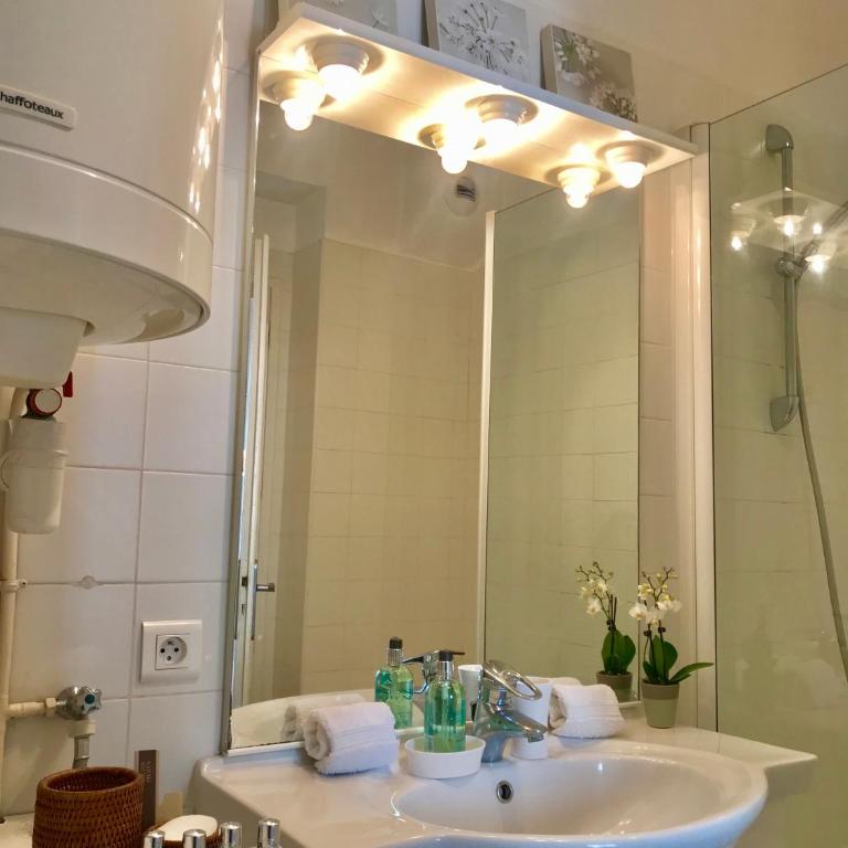 Balcony in Heart of Old Antibes, AC, View - Appartement avec Balcon - 26