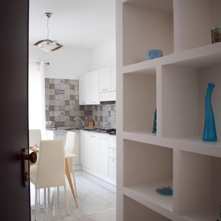 La Perla Bianca - Two-Bedroom Apartment - 2