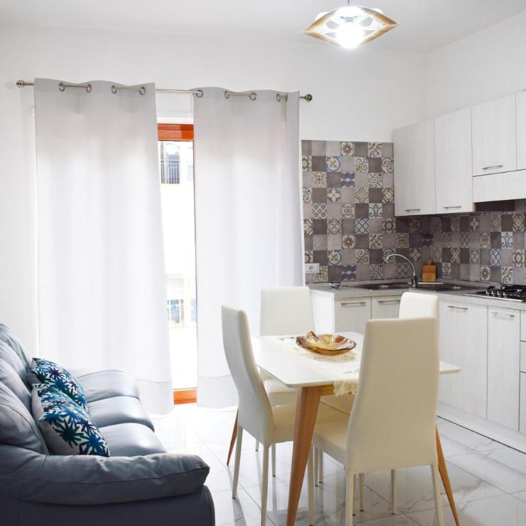 La Perla Bianca - Two-Bedroom Apartment - 4