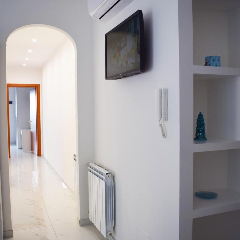 La Perla Bianca - Two-Bedroom Apartment - 6