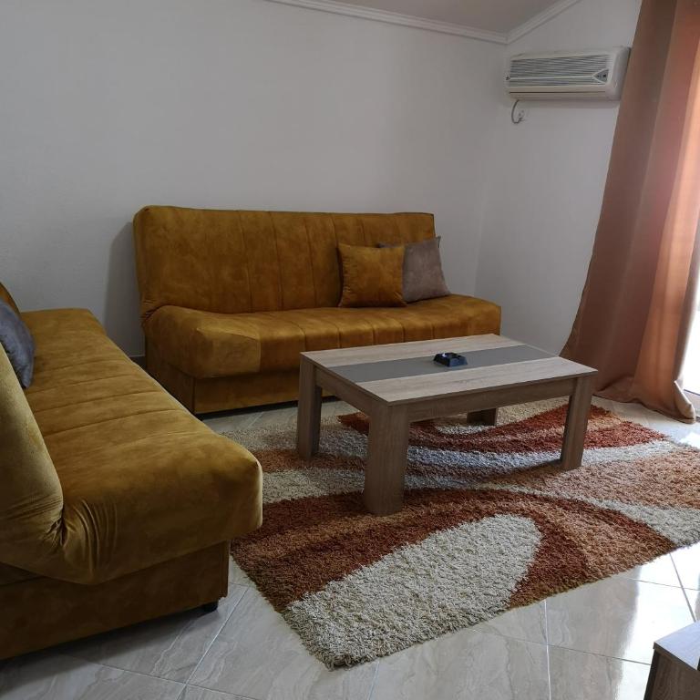 Berin Apartments - One-Bedroom Apartment with Balcony - 12