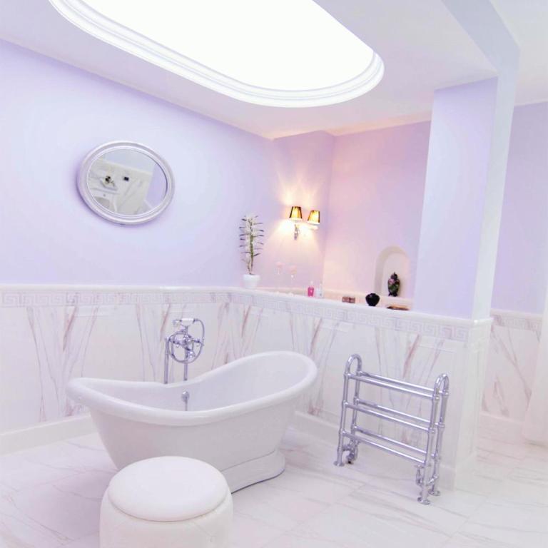 HB Le suites del Giardino - Deluxe Double Room with Bath - 1