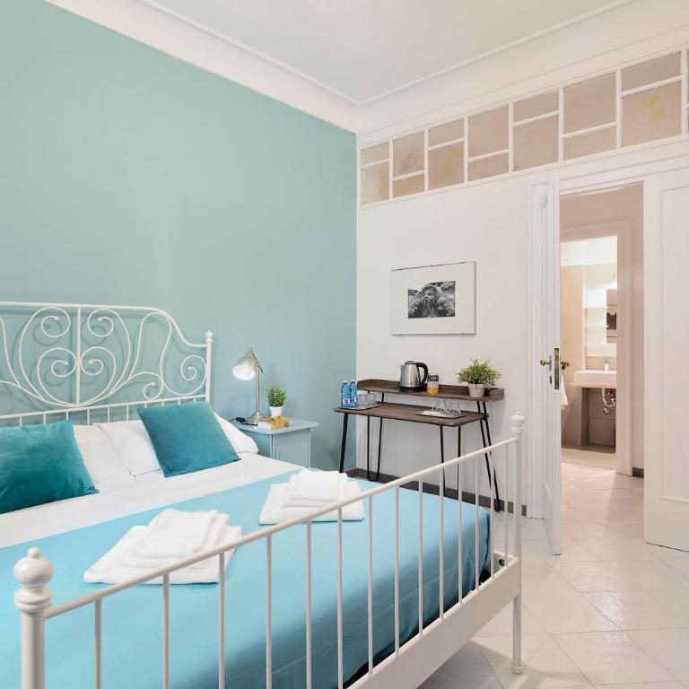 Locanderia Roma - Camera Matrimoniale con Bagno Privato Esterno - 5