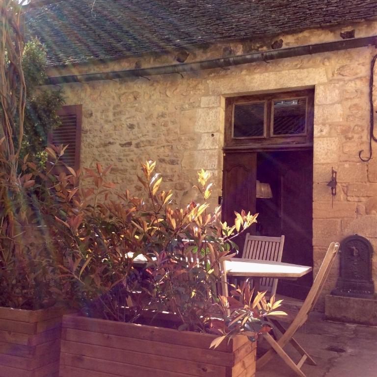 L Elegant Medieval - Appartamento con Vista Giardino - 22