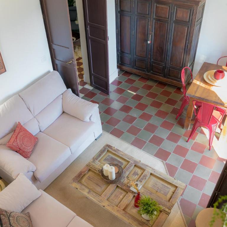 Bendita Casa - Four-Bedroom House - 21