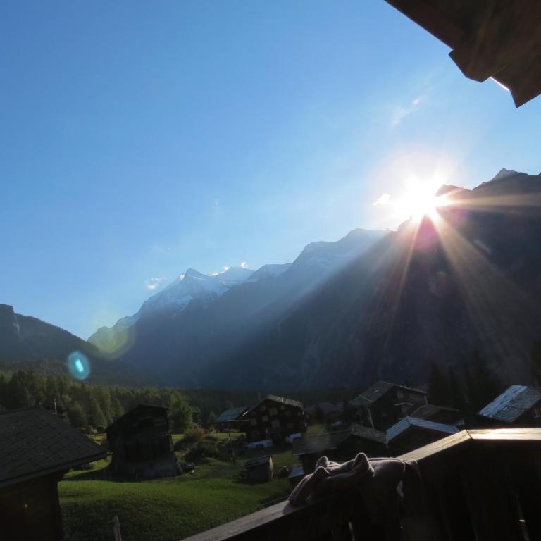 Chalet Safran - Apartment mit 3 Schlafzimmern und Bergblick - 16