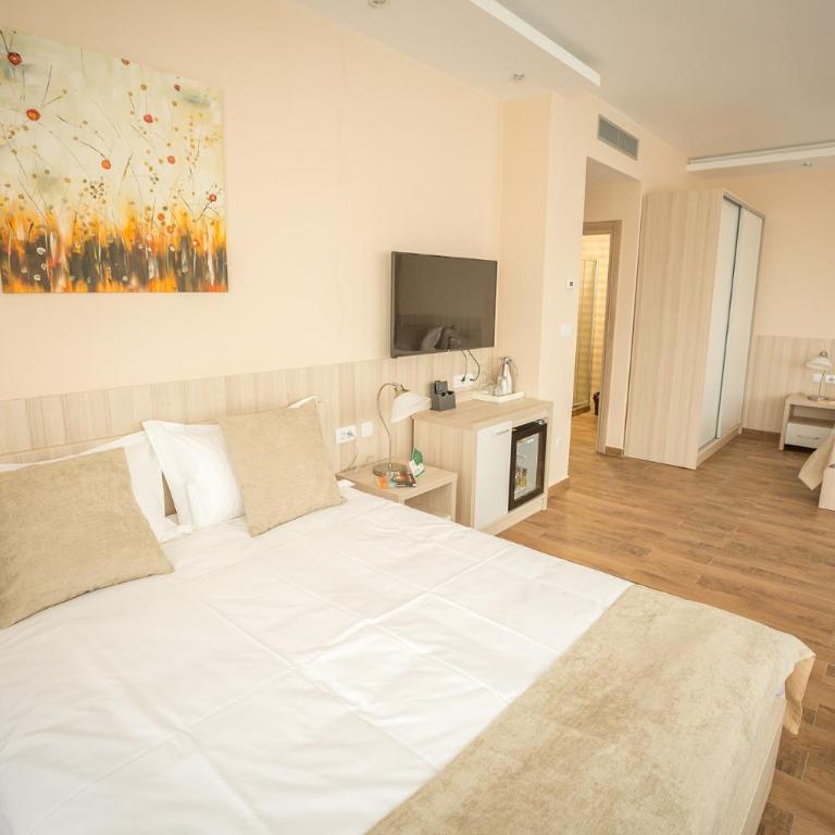 Hotel Mar Garni - Luksuzna Četvorokrevetna Soba - 16