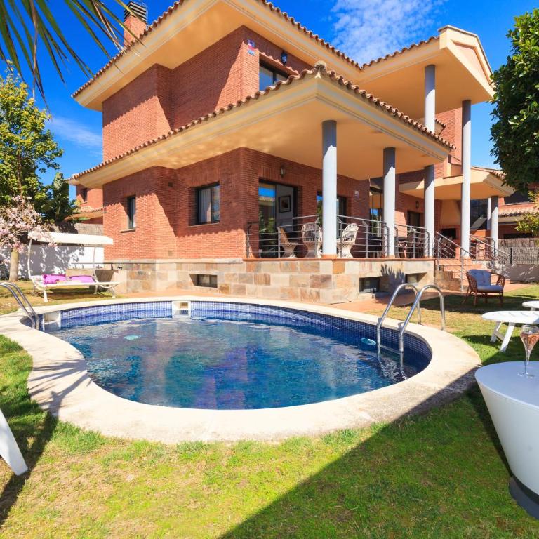 VILLA WINE EXPERIENCE Salou Center - SPA & Wine - Villa - 1