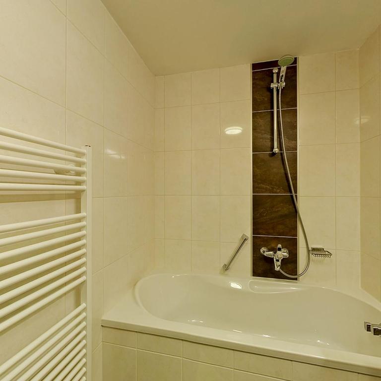 Hotel Bruno - Dreibettzimmer - 5