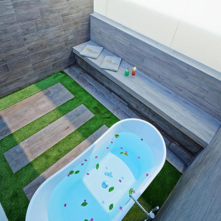 Club Maspalomas Suites & Spa - Adults Only - Habitación Doble Deluxe con bañera exterior - 8