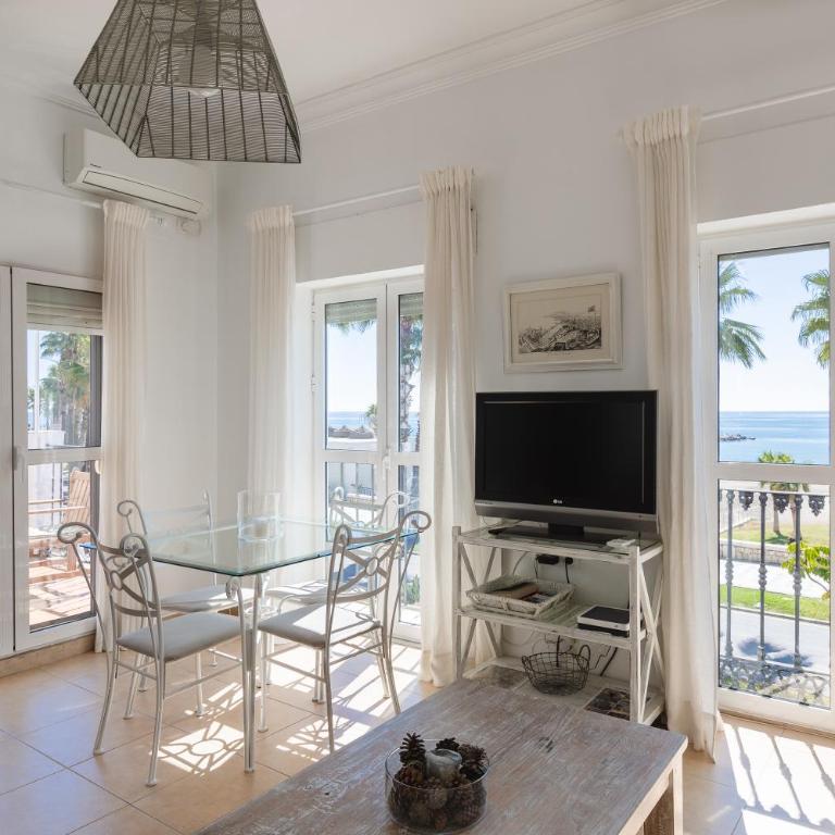 Apartamento con encanto en primera linea de playa - Apartamento - 3