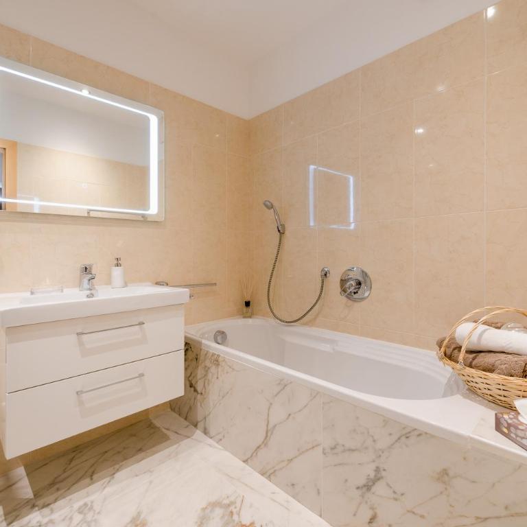 Ferienwohnungen Zwerger Reinhold - Apartamento con terraza - 1