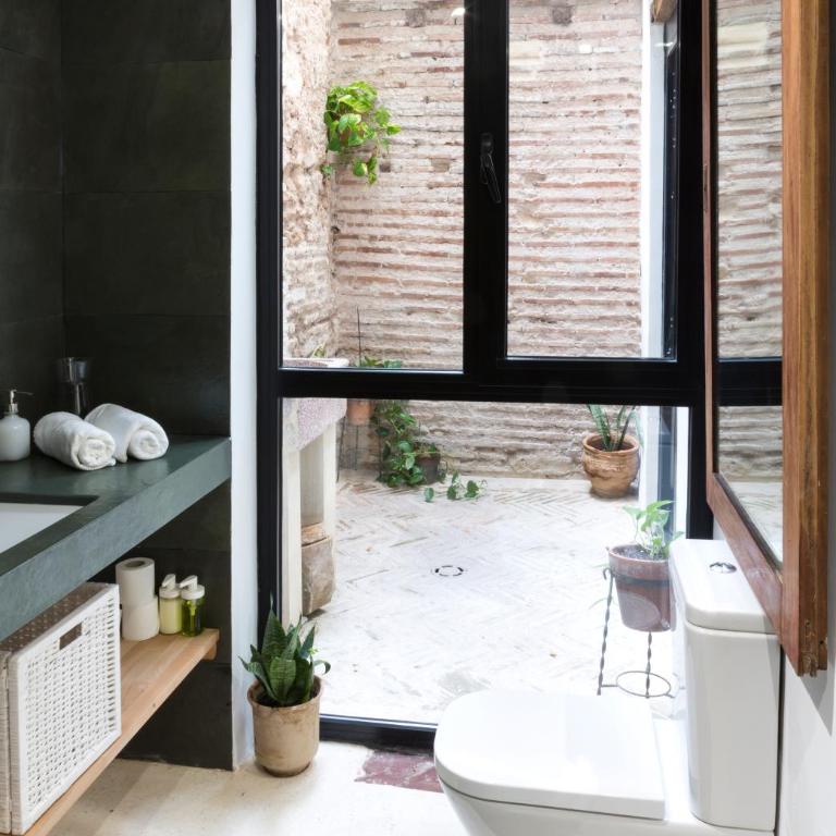 Apartments Downtown Valencia - Studio Apartment - 2
