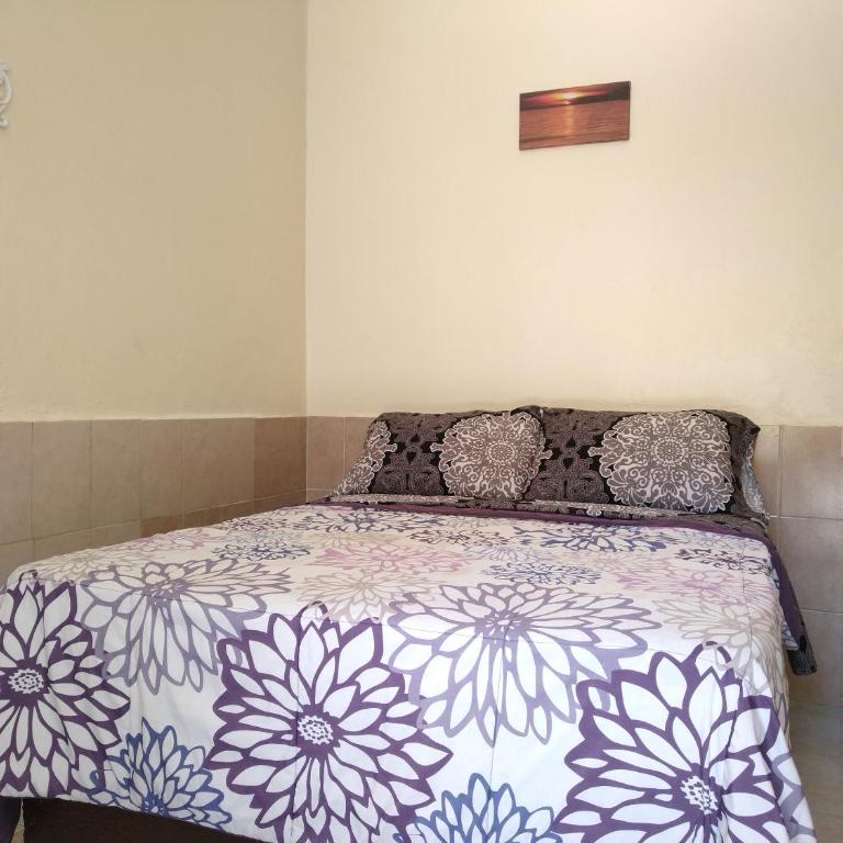 Hotel Cuauhtemoc - Budget Double Room - 5