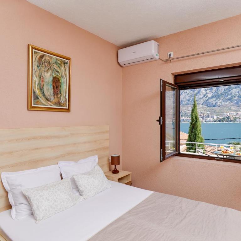 Apartments Barbara - Studio with Sea View - 8