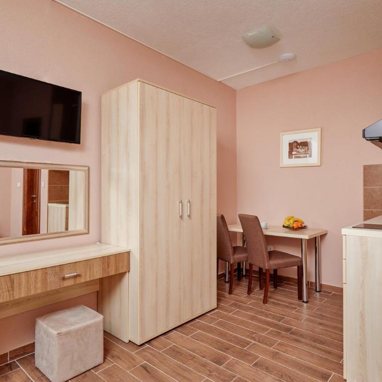 Apartments Barbara - Studio with Sea View - 18