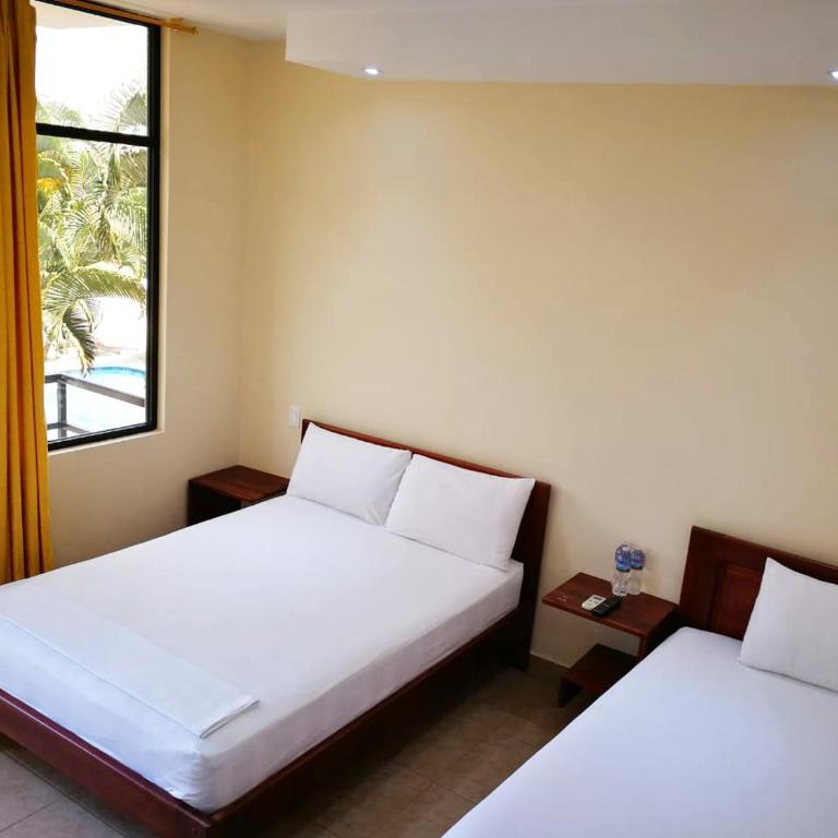 La Bocana - Habitación Triple con balcón - 3