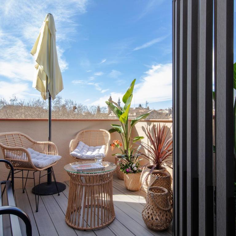 Hotel Oasis - Superior Room with Terrace and Views - 1