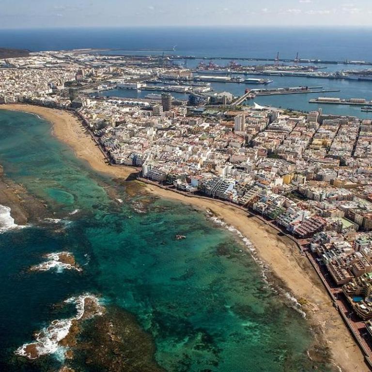 A 1 minuto de Las Canteras - Apartamento de 3 dormitorios - 1
