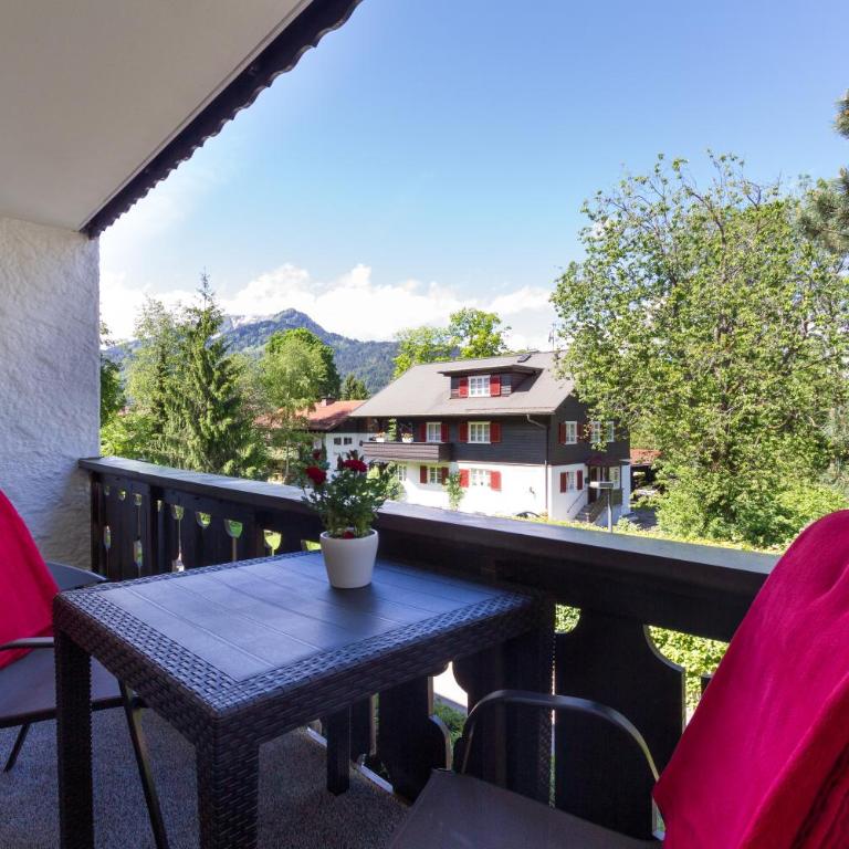 Ferienwohnungen Alpentraum - Oberstdorfer Pusteblume - Apartment mit 1 Schlafzimmer - 4