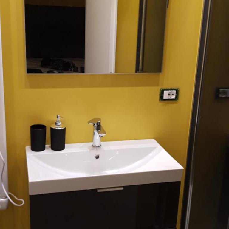Milano Dreams - Standard Double Room - 15