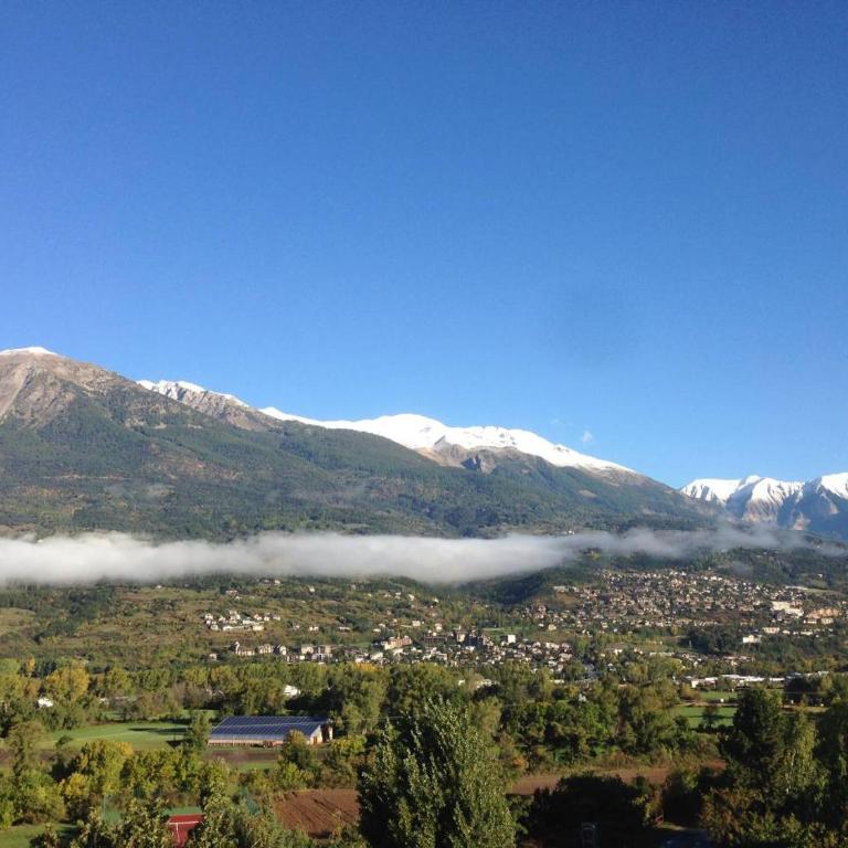 Appart T4 72m2 à Baratier entre les Orres et Embrun à coté du lac de Serre Ponçon. - Appartement - Vue sur Lac - 12