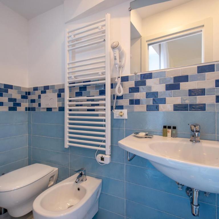 Caruso sea view - Deluxe Double Room with Balcony and Sea View - 12