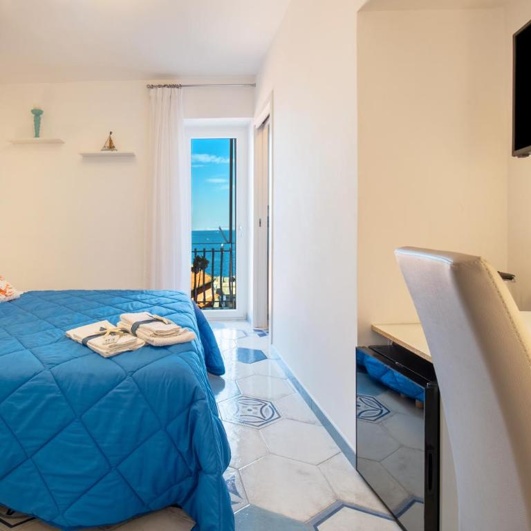 Caruso sea view - Deluxe Double Room with Balcony and Sea View - 7