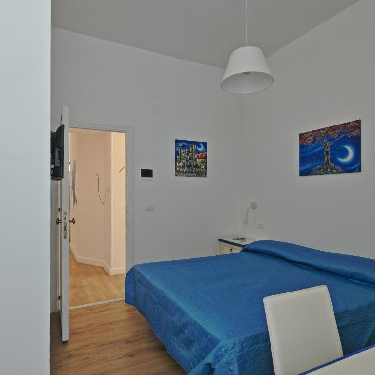 Afea Art & Rooms - Camera Matrimoniale Economy - 4