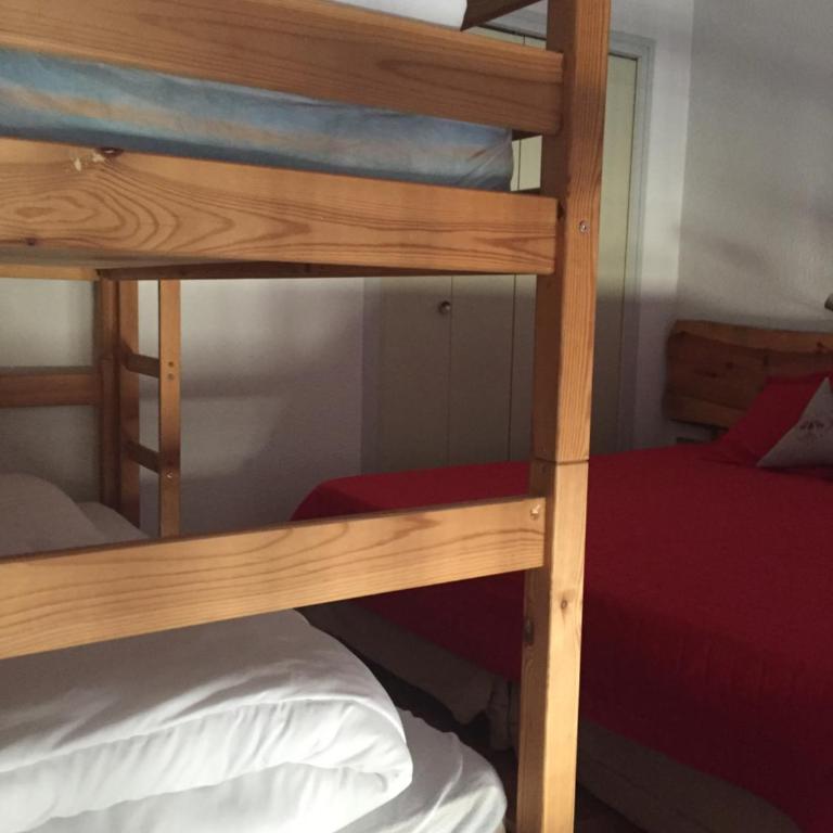 CHEZ LYLi & COMPAGNIE, PISCINE, JACCUZZI, SALLE DE SPORT - Appartement - 13
