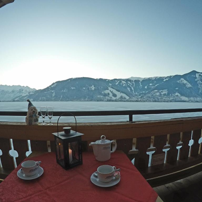 Hotel-Garni Seestrand - Doppelzimmer mit Zustellbett und Seeblick - 2