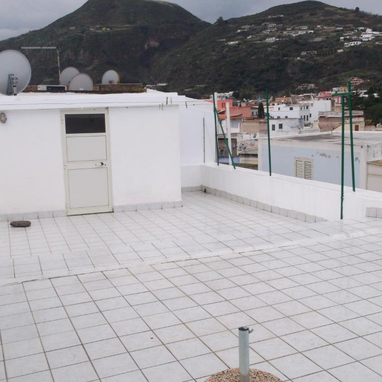 centrostoricolipari - Casa con 4 camere da letto - 60