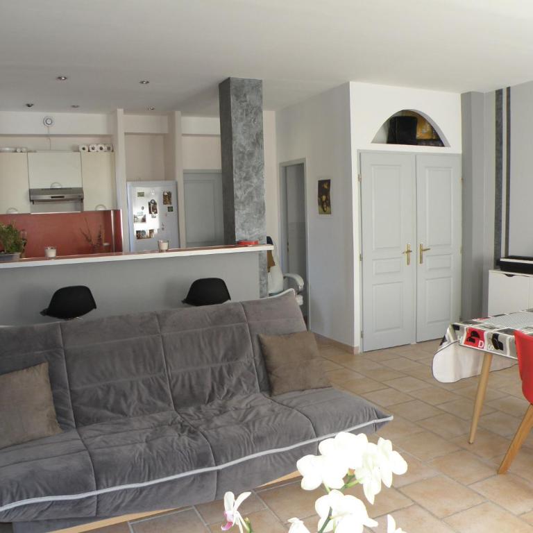 Appartement proche Centre Ville avec PARKING PRIVE - Apartment - 2