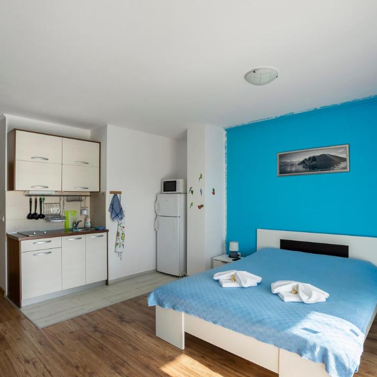 Apartments Viktoria - Family Studio - 4