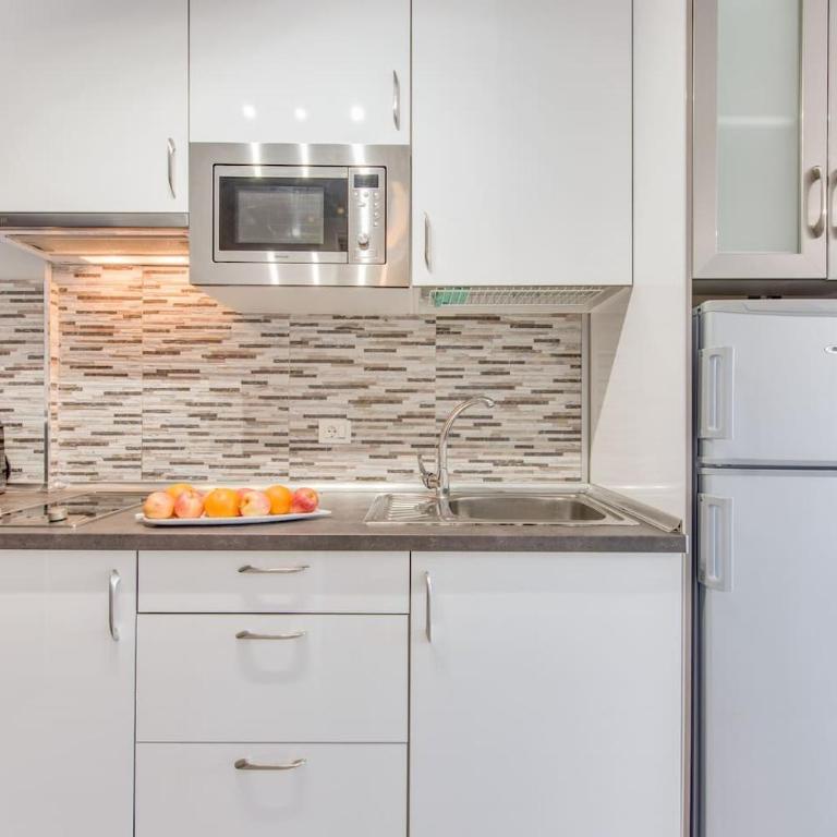 733 Wonderful Studio in LasAmericas! Wi-Fi free! - Apartamento Estudio con vistas al mar - 23