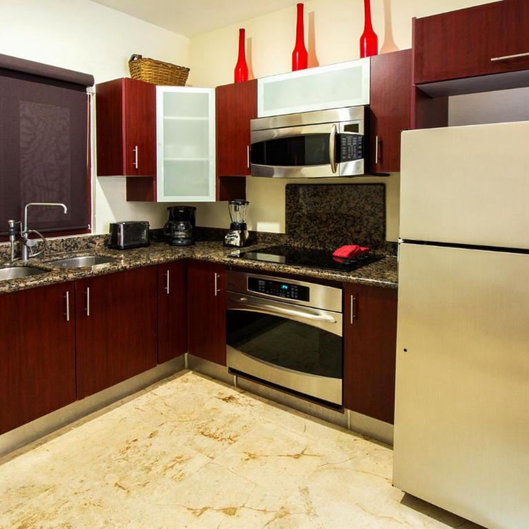 El Faro 101 SURF 1 Bdr Apt pool view - Apartment - Ground Floor - 12