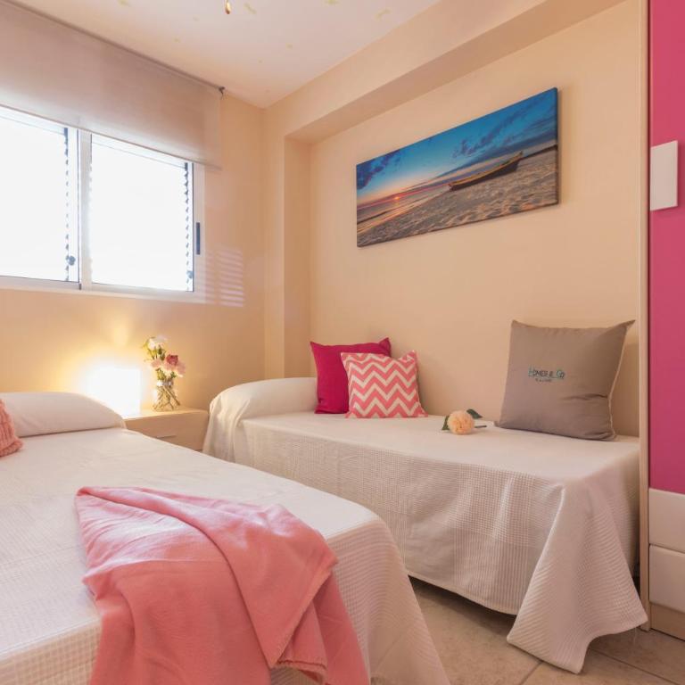 Homes & Go Bell Reco Deluxe I - Three-Bedroom Apartment - 9