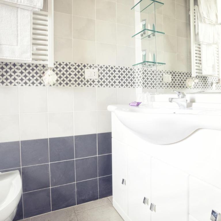 Pepe Nero Relax - Deluxe Double Room with Sea View - 11