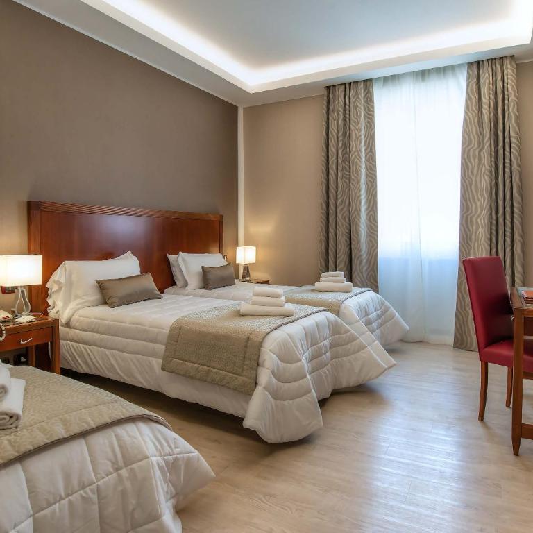 Hotel Genova - Camera Tripla - 1