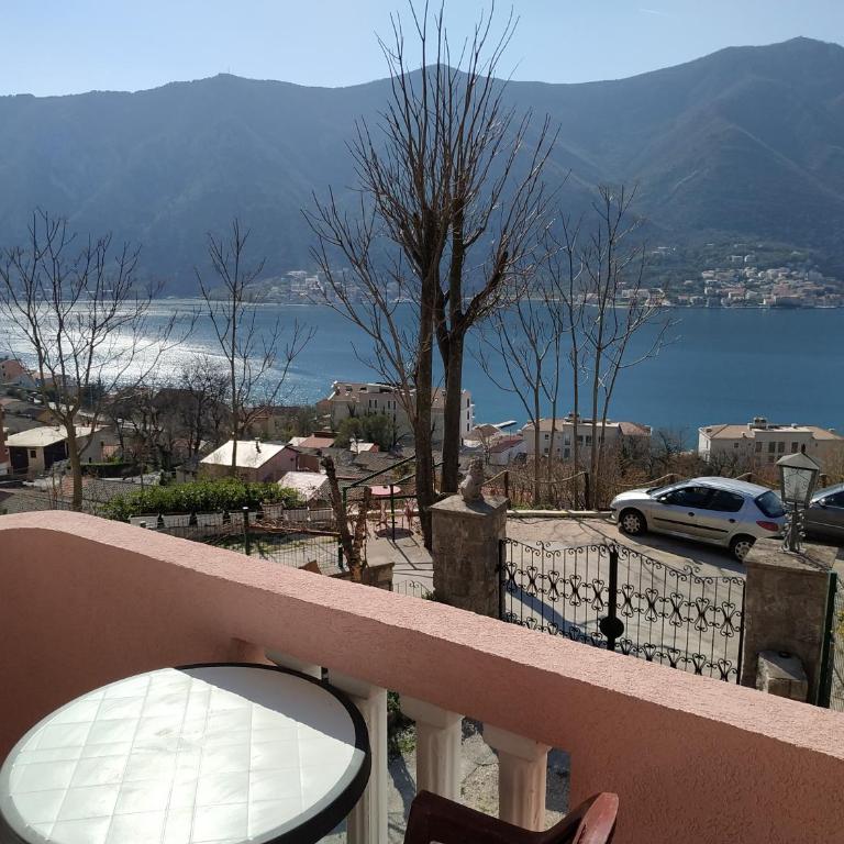 Apartments Dakovic M - Apartment with Terrace - 16