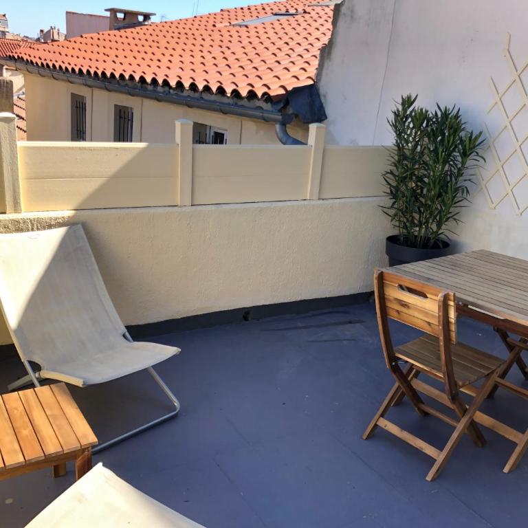 Le Logis du Chanoine, 50 m2 and terrace face to Cathedral - Appartement 1 Chambre - 32