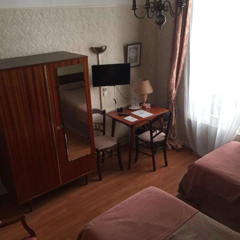 Hotel Cronstadt - Chambre Lits Jumeaux - Vue sur Jardin - 1